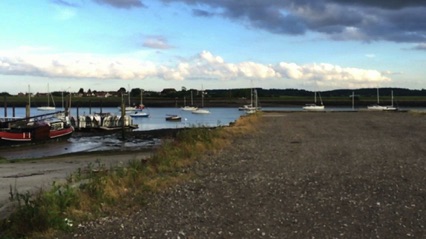 North Fambridge_Boats near dock
北范穚 帆船碼頭
Photo: Ho Wai-On 何蕙安攝